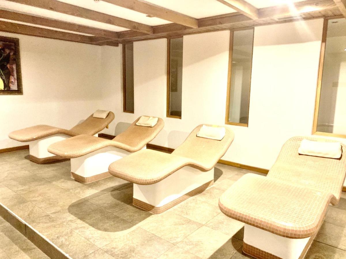 Entire Private Apartment In Pirin Golf & Country Club バンスコ エクステリア 写真