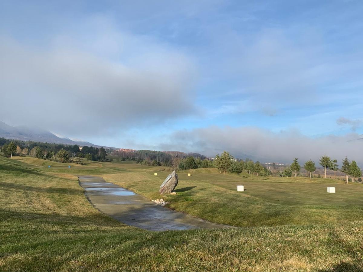 Entire Private Apartment In Pirin Golf & Country Club バンスコ エクステリア 写真